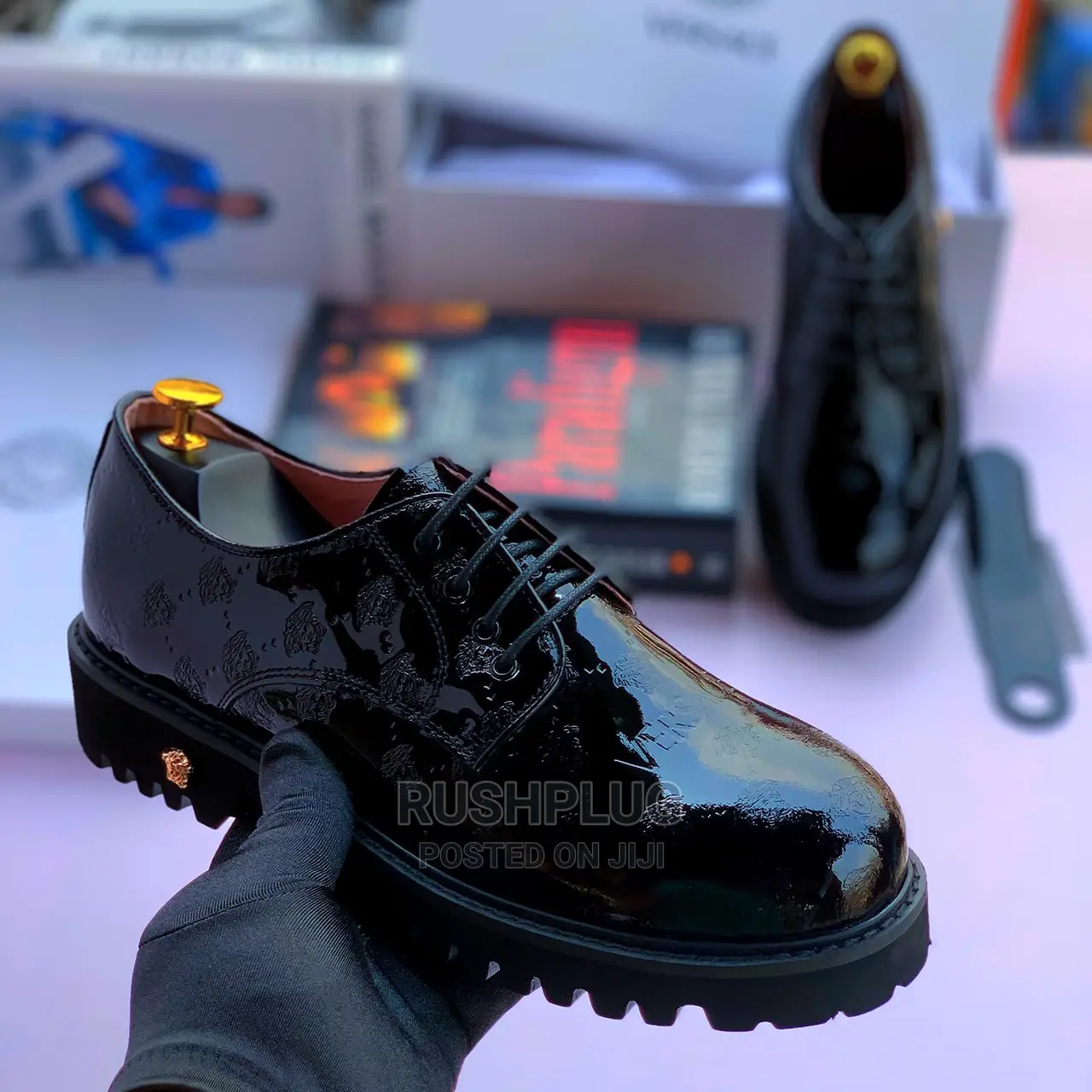 Versace Classic Lúxury Shoe