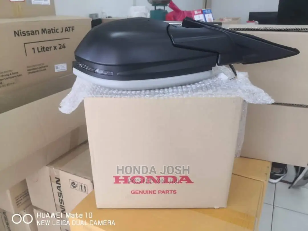 Side Mirror 2016 -2018 Honda Civic(Camera Nd Lights)