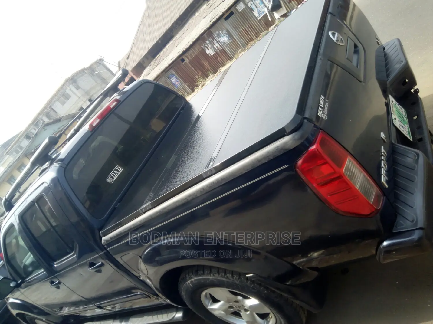 Nissan Frontier Boot Cover Fibber Folding ''":