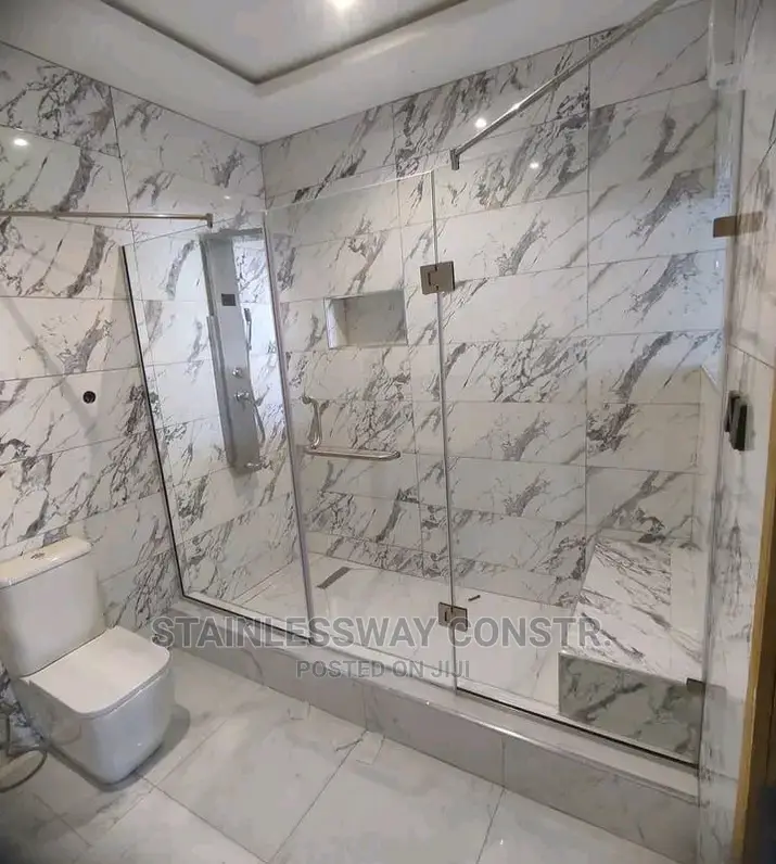 Shower Cubicle Flexo