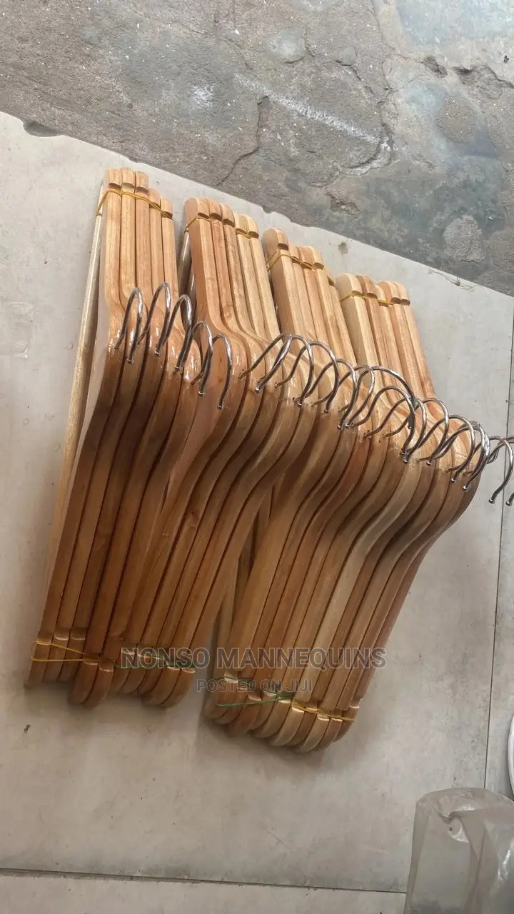 Brand New High Quality Wooden Clothes Hangers