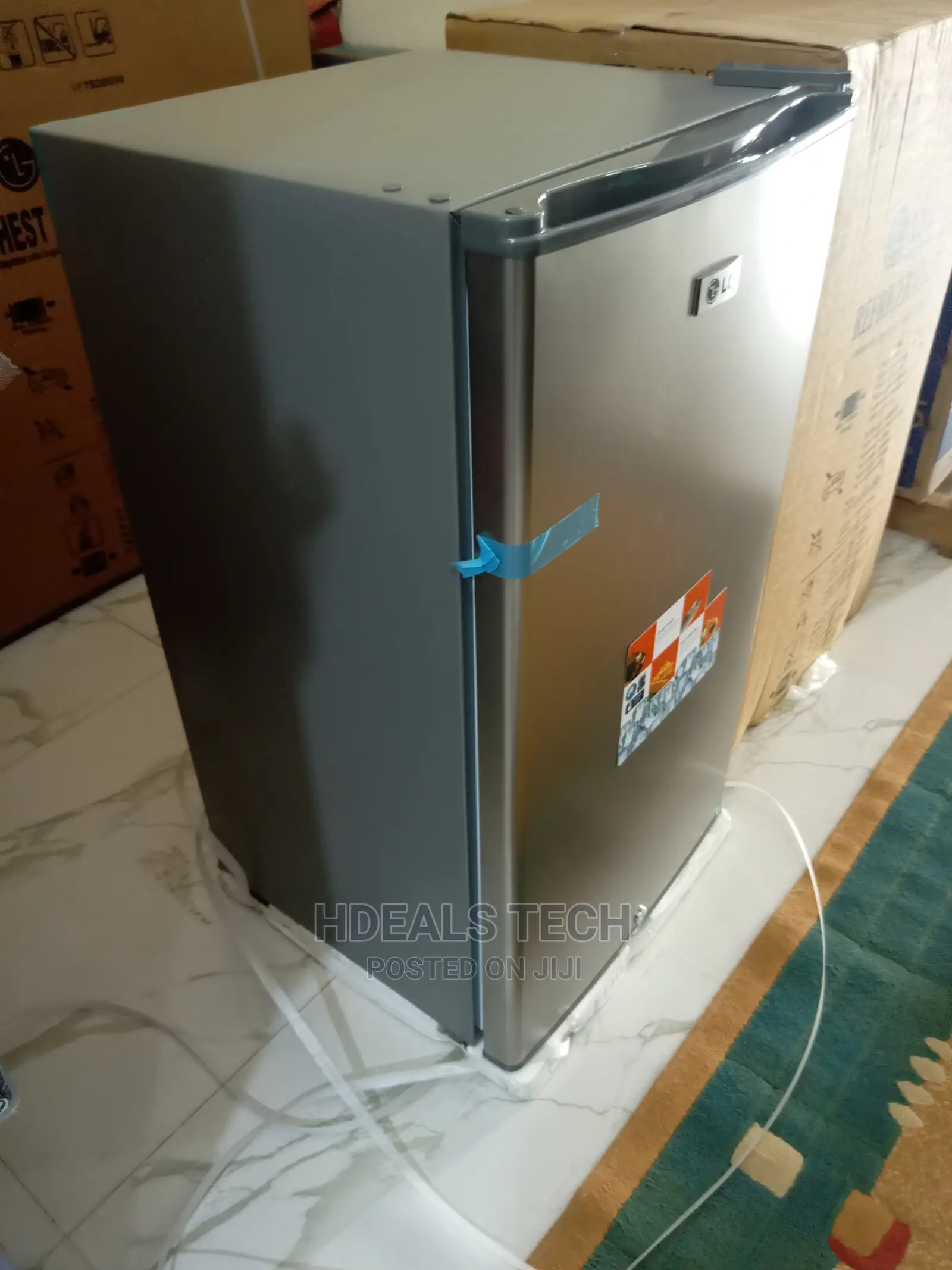LG GC-131 Compact Mini Refrigerator.