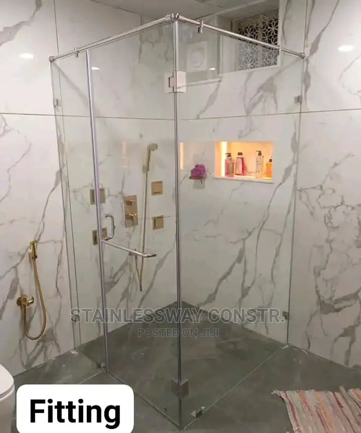 Shower Cubicle Apex
