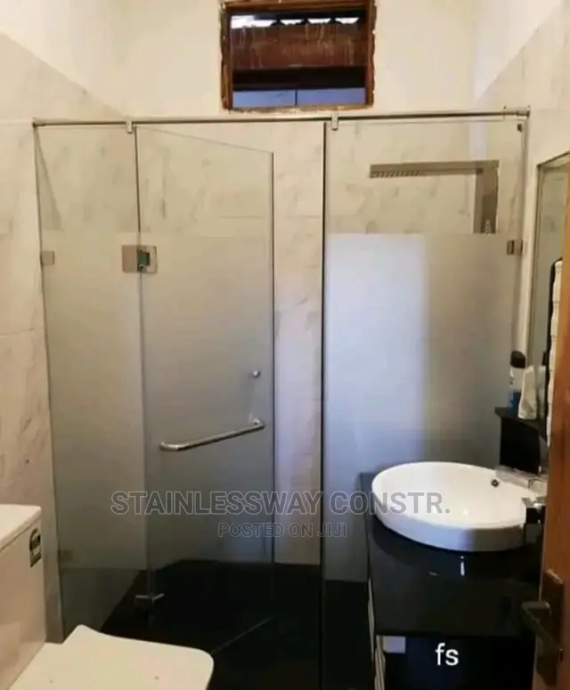 Shower Cubicle Wall-To-Wall