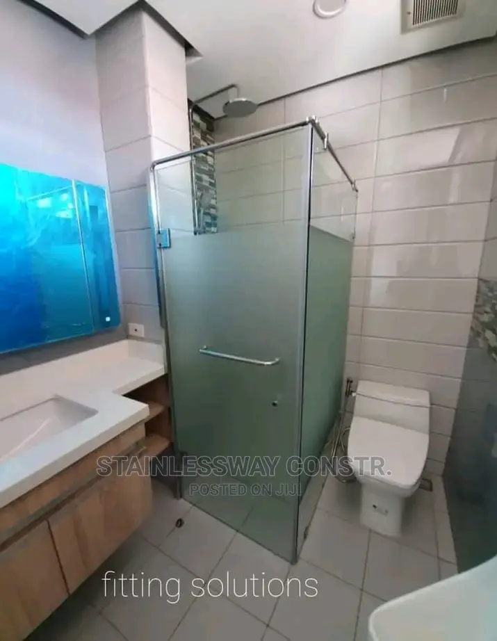 Shower Cubicle Fittings Solution