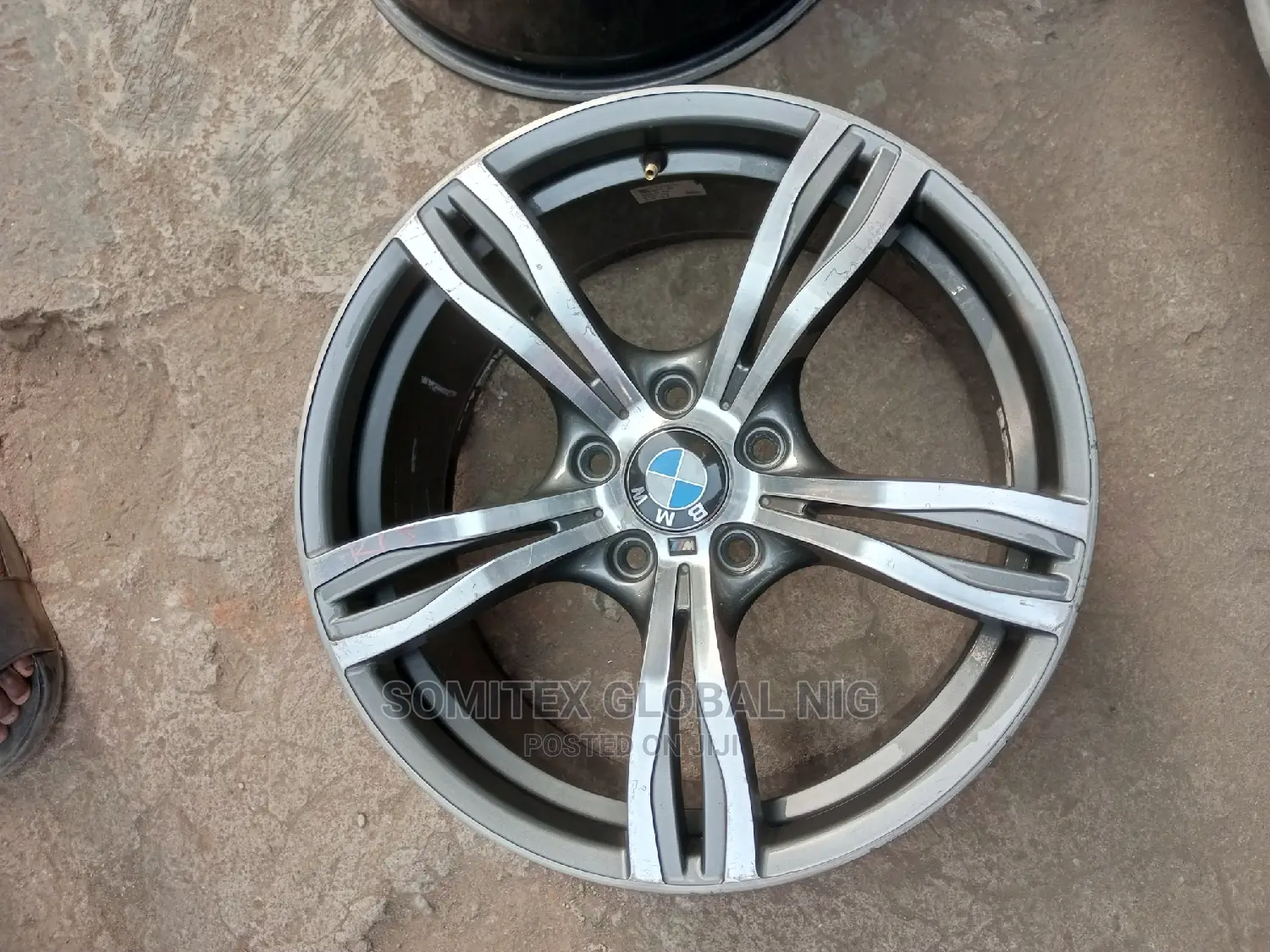 BMW Alloyed Rim18