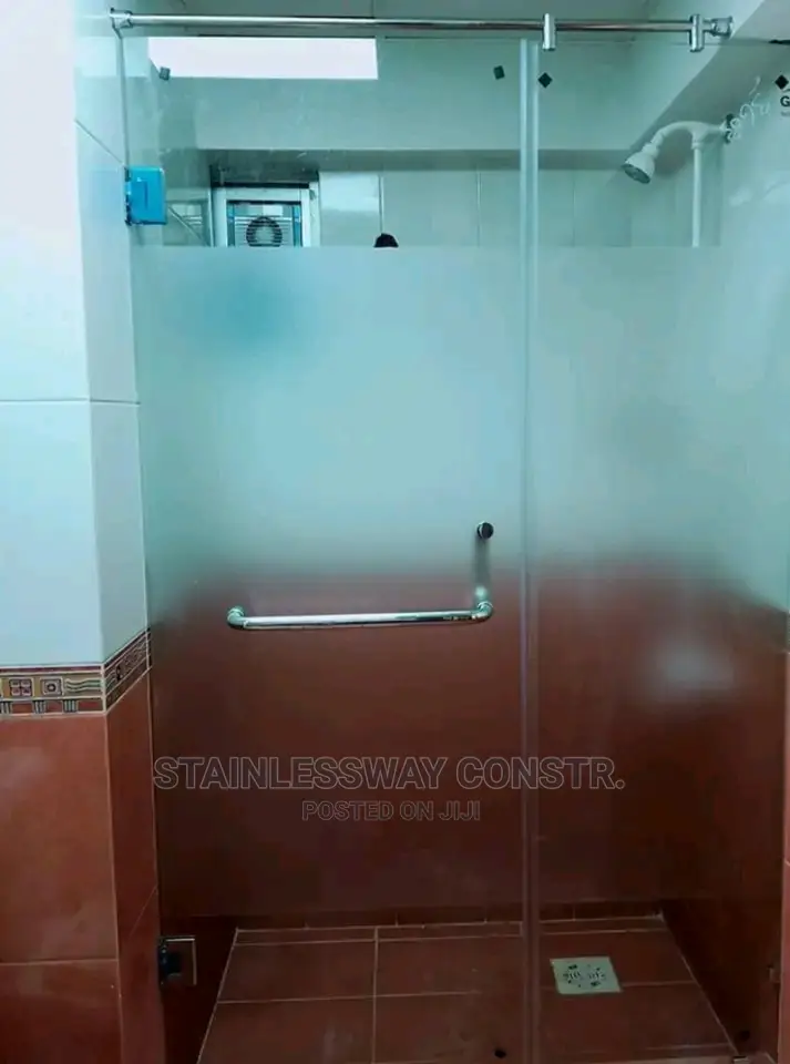 Shower Cubicle Dox