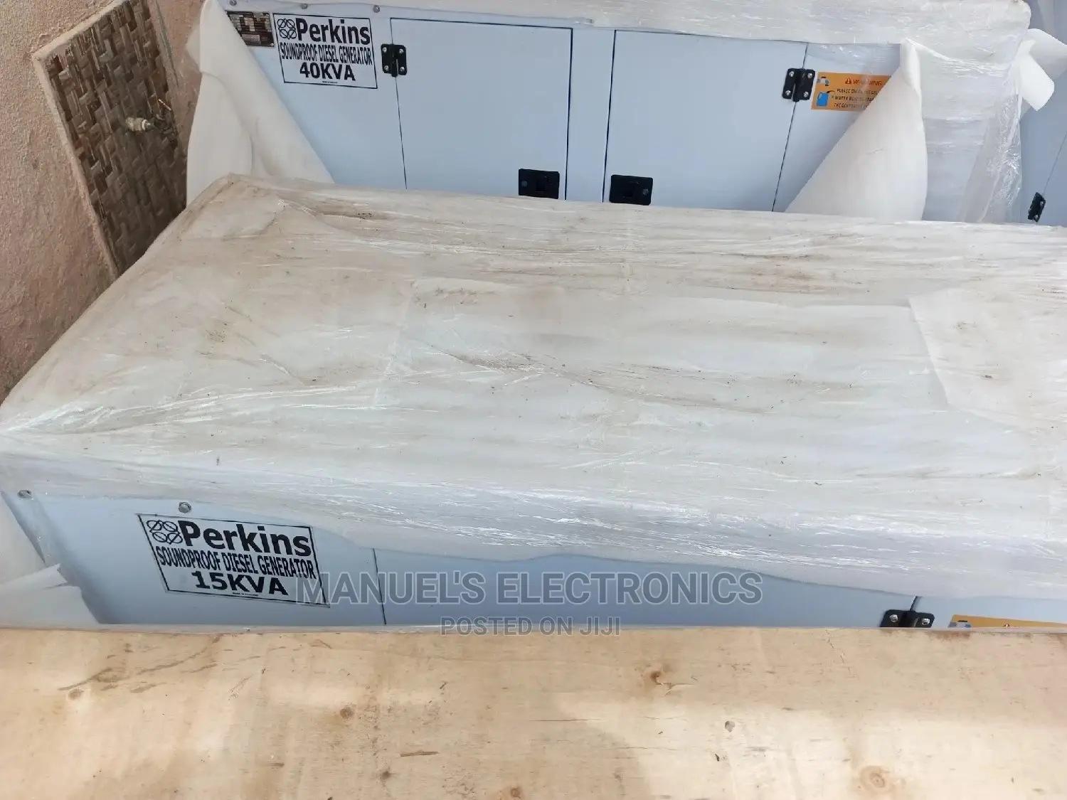 15kva Perkins Diesel Soundproof Generator 100% Copper Coil