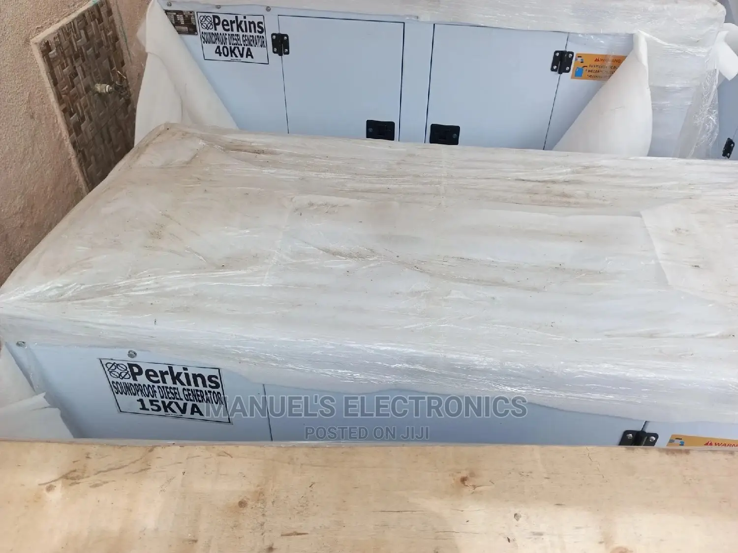 15kva Perkins Diesel Soundproof Generator 100% Copper Coil
