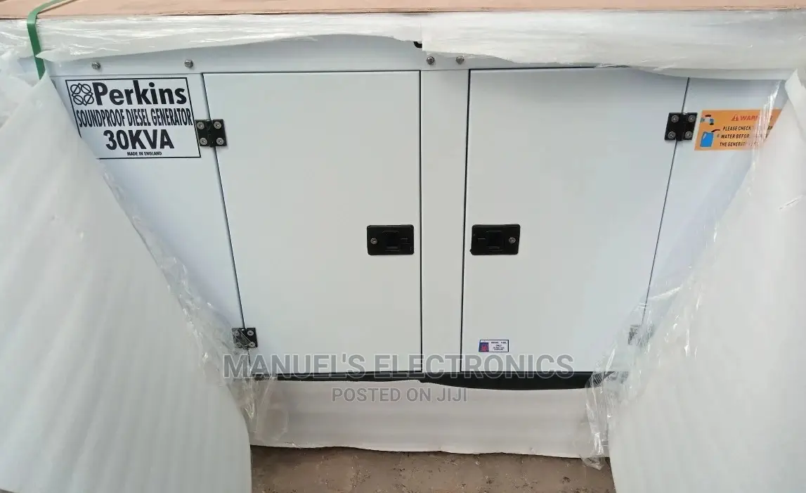 30kva Perkins Diesel Soundproof Generator 100% Copper Coil