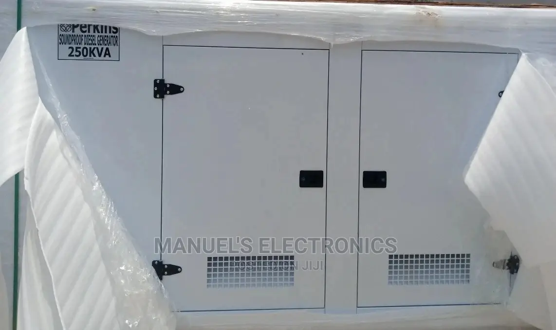 250kva Perkins Diesel Soundproof Generator 100% Copper Coil