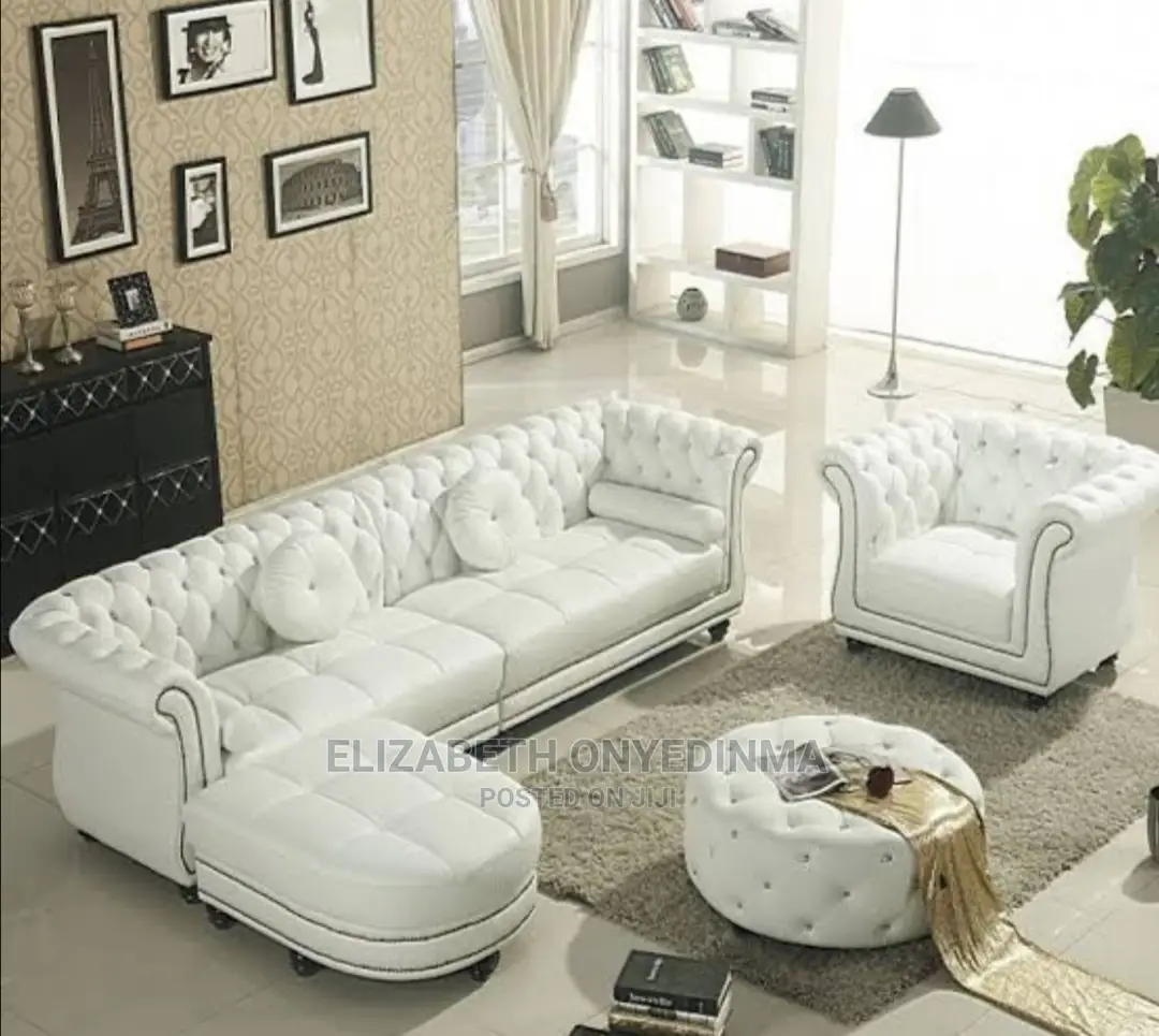 Luxury L-Shape Living Room Leather Sofa Chair.