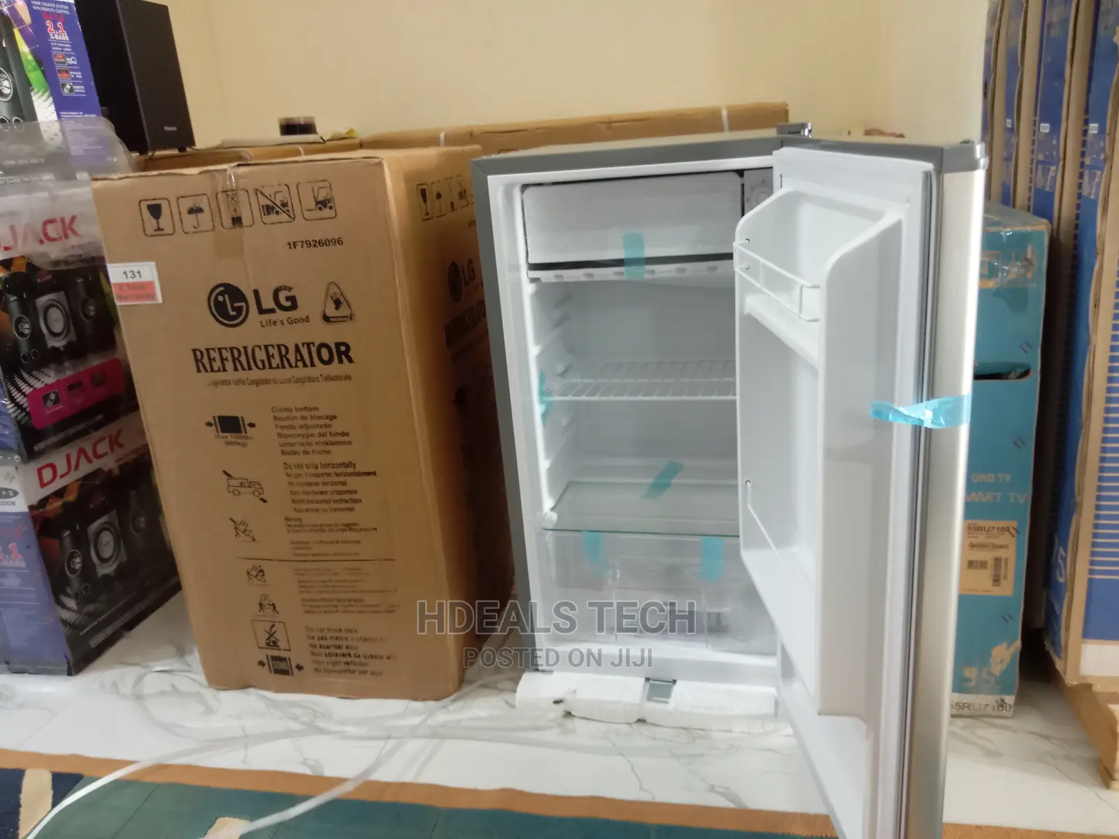 New LG Compact Refrigerator, Single Door, GC-131.
