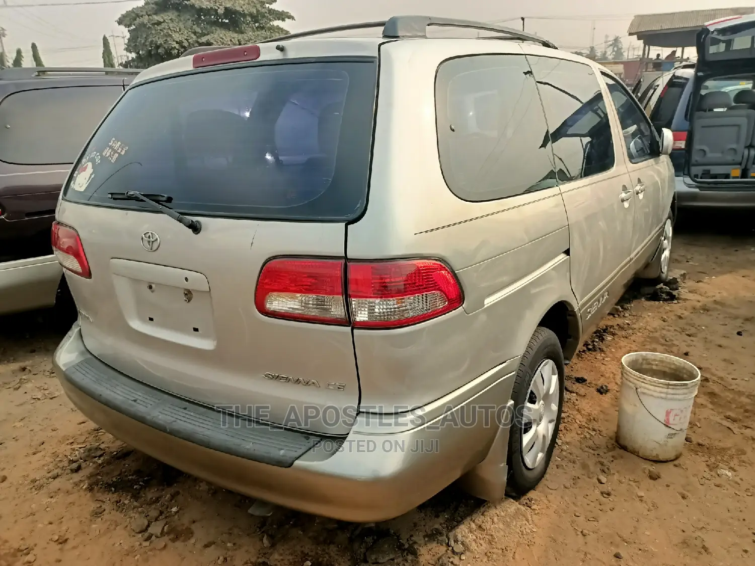 Toyota Sienna CE 2001 Silver