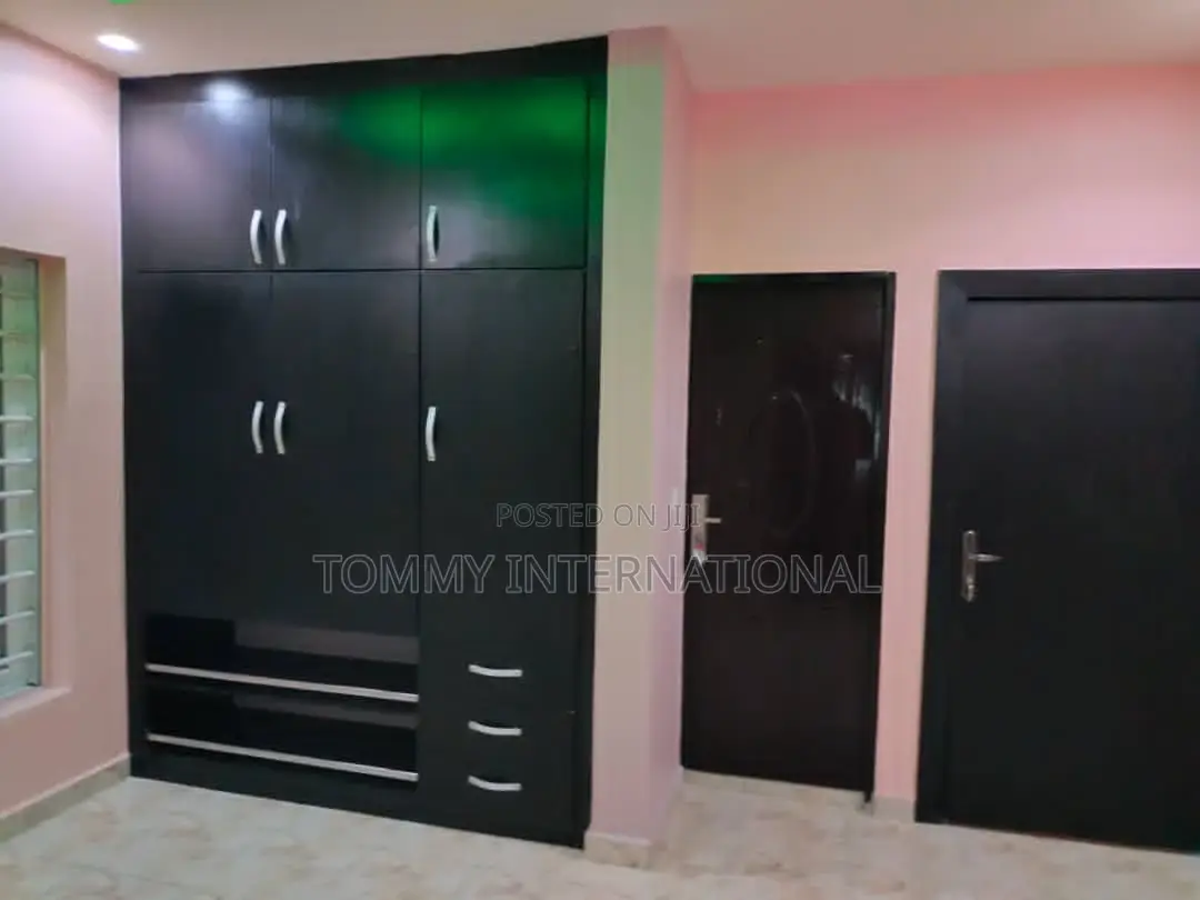 2bdrm Block of Flats in Shell Cooperative, Port-Harcourt for rent