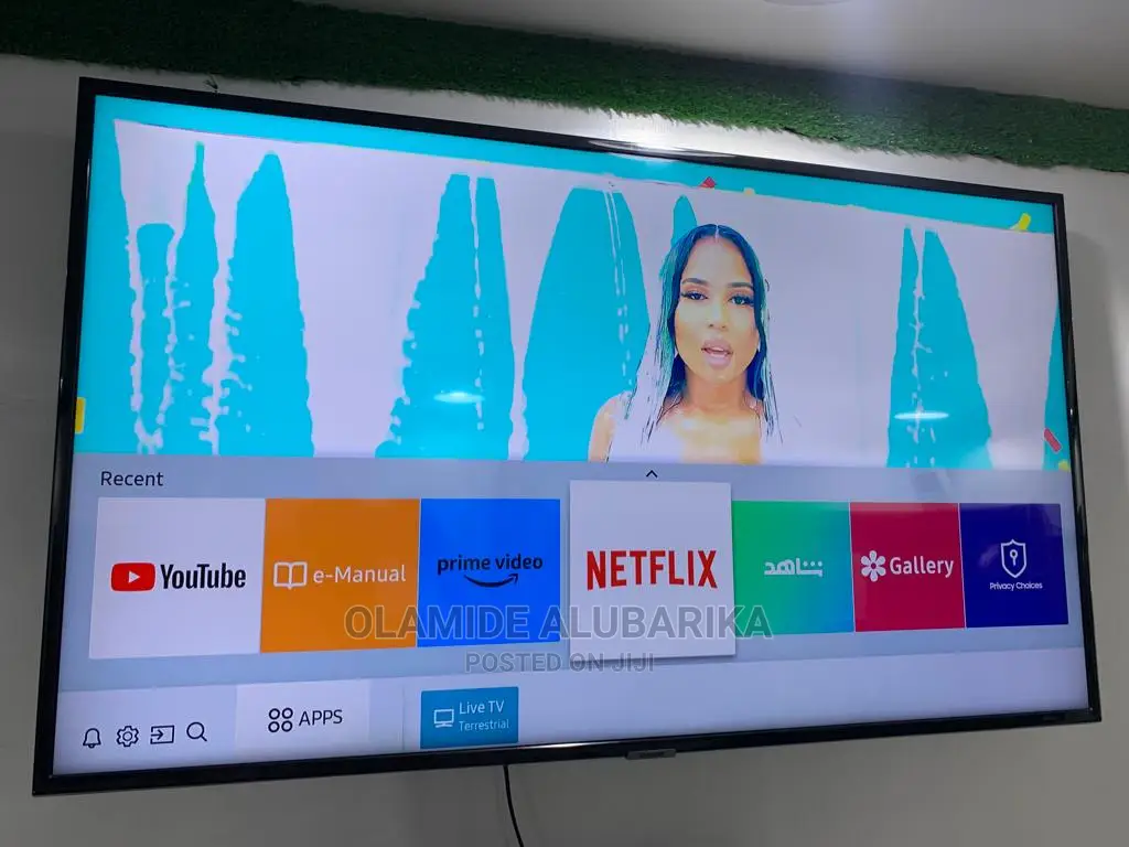 Samsung 43ru7100 43-Inch Ultra HD Smart LED TV