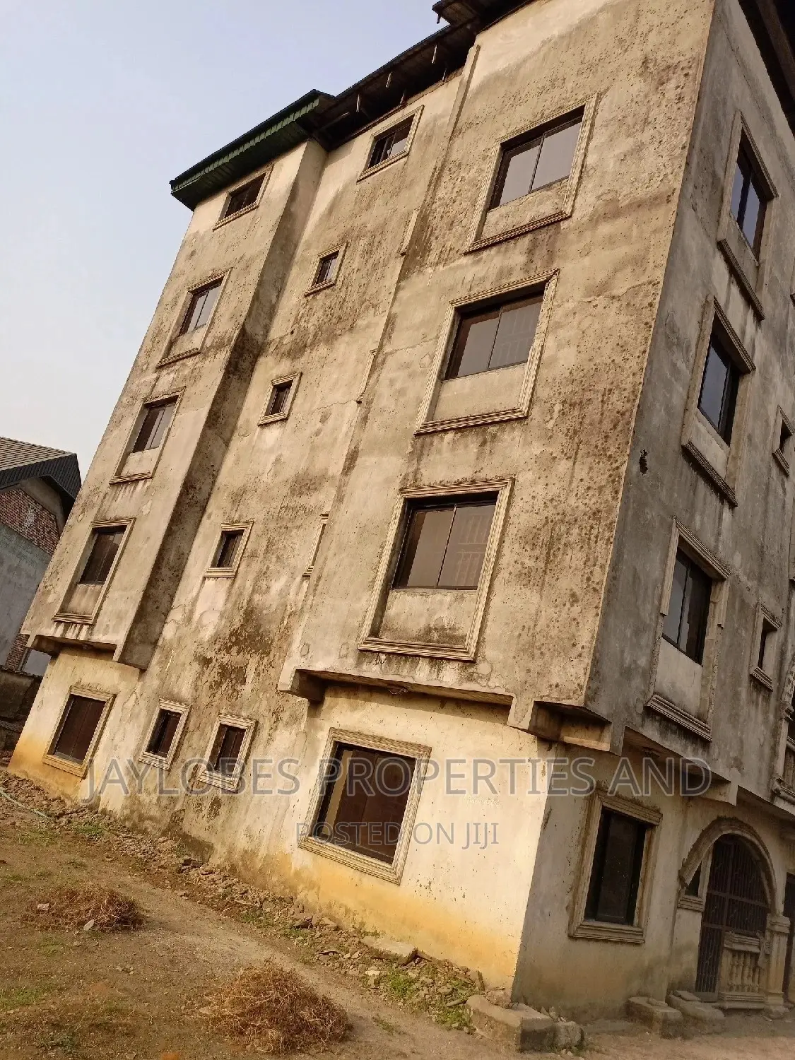 3bdrm Block of Flats in Miracle Estate, Obio-Akpor for Sale