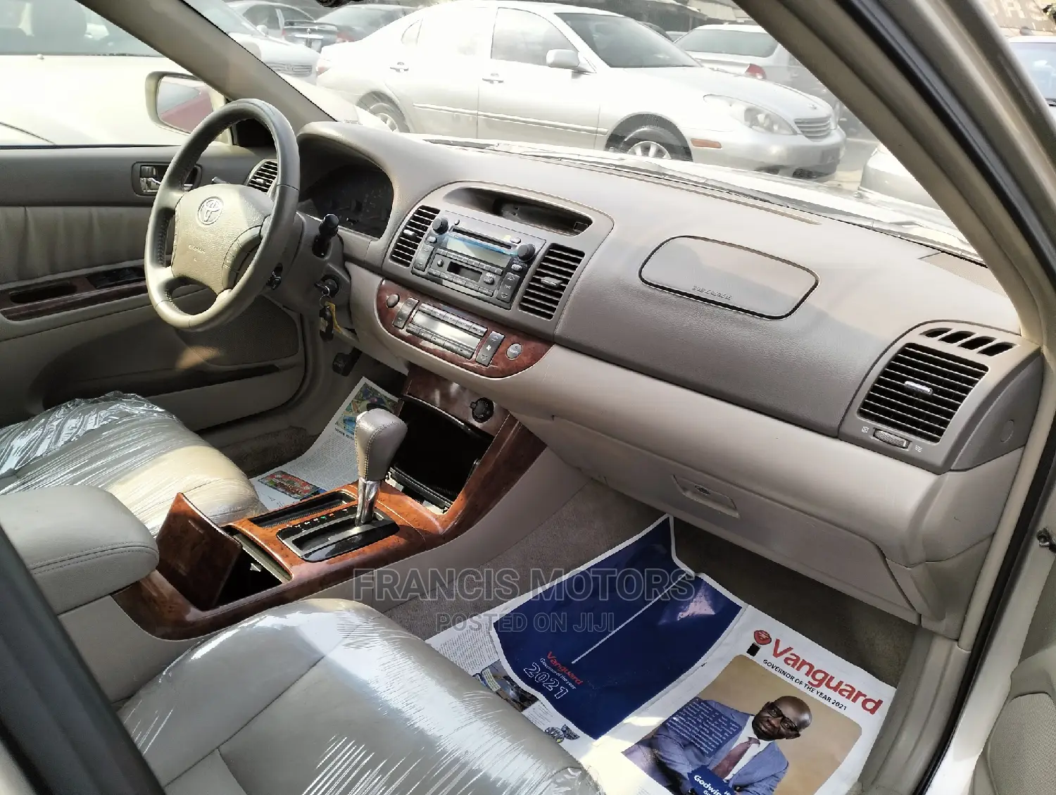 Toyota Camry 2005 Gold