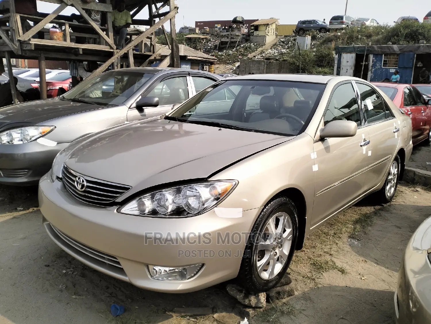 Toyota Camry 2005 Gold