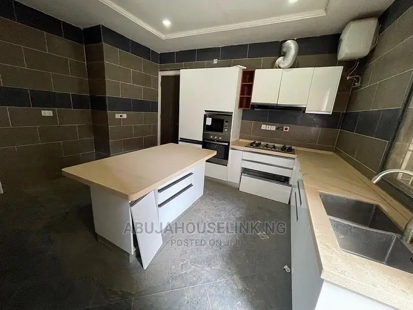 4bdrm Townhouse/Terrace in Guzape by Coza for Sale
