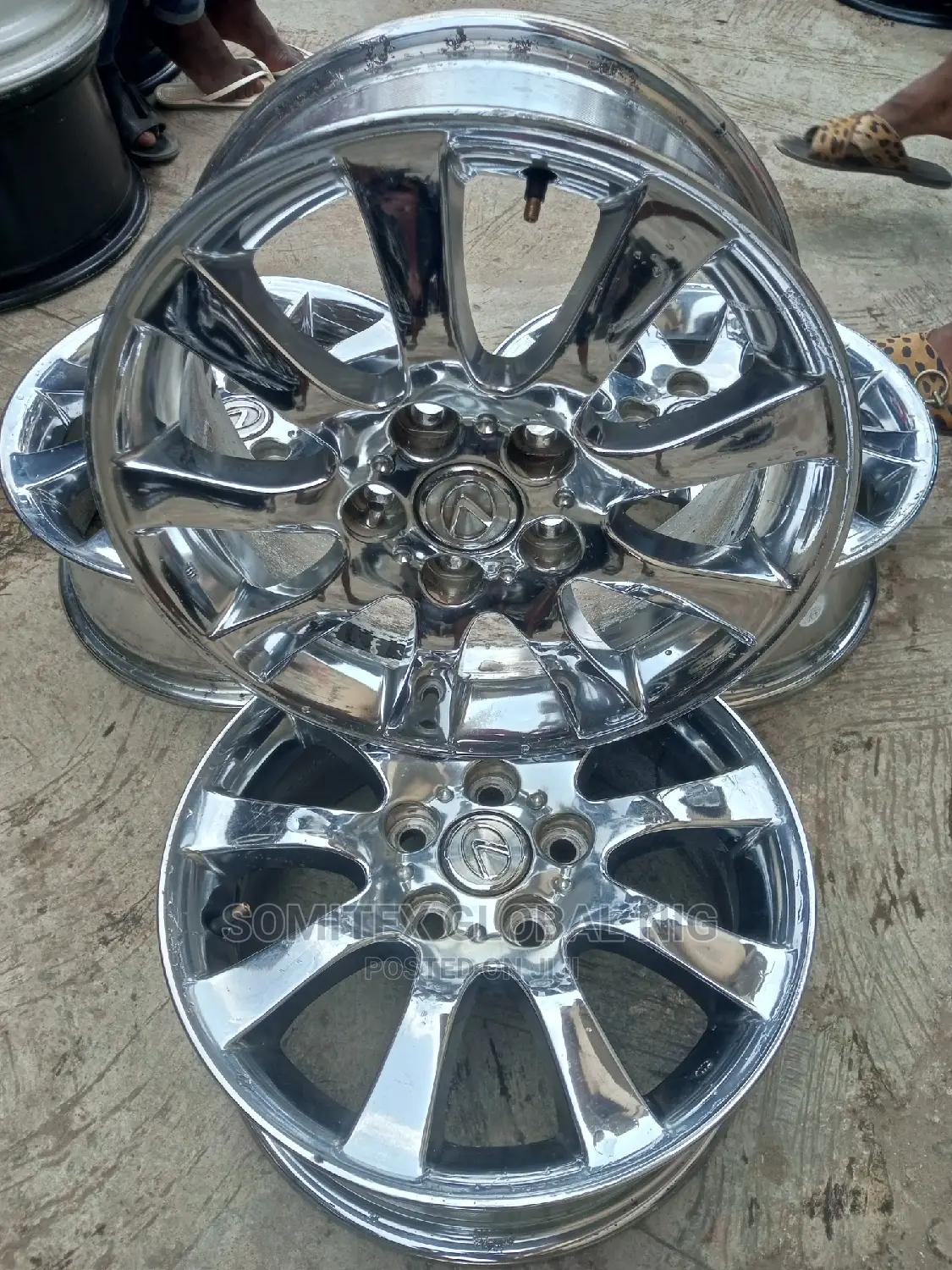 16rim Chrome Lexus!