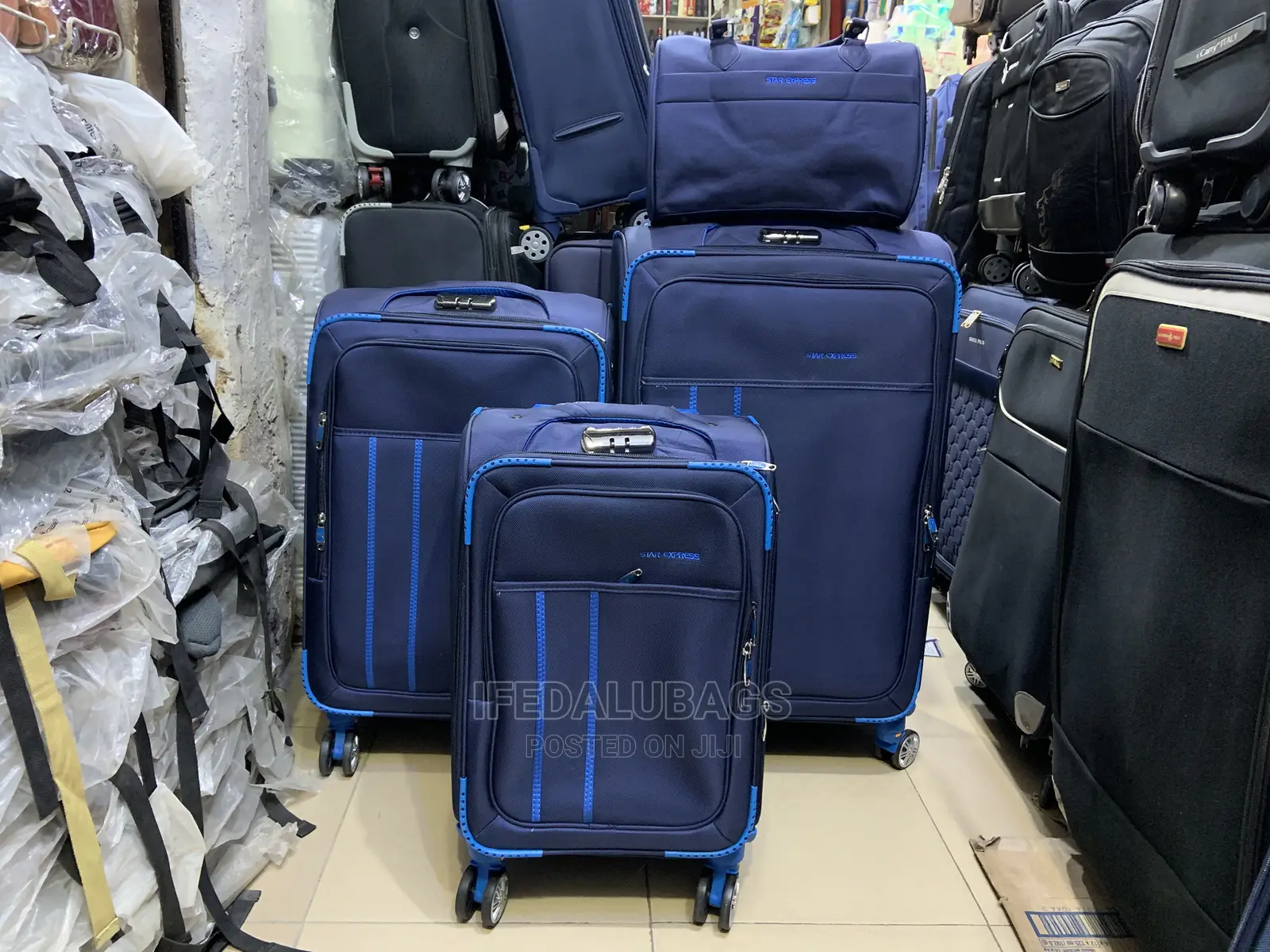 Set of 4 Star Express Traveling Luggage