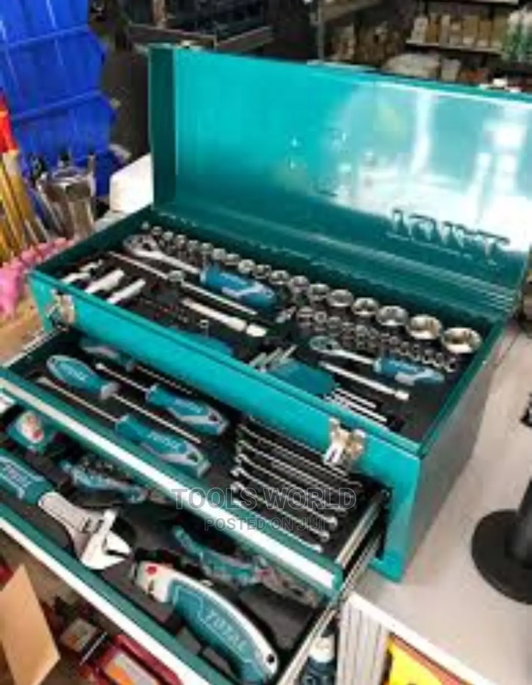 Total Metal Tool Chest With 2 Drawers and 97pcs Tools