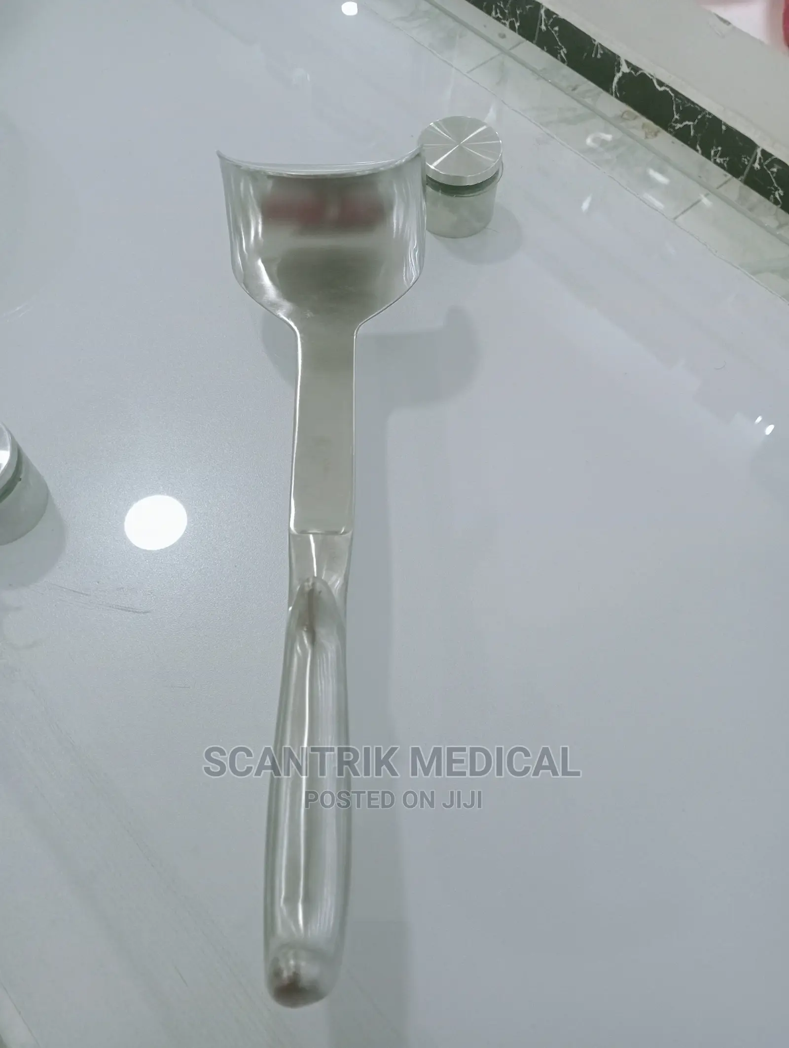 Doyen Surgical Retractor for Single Use
