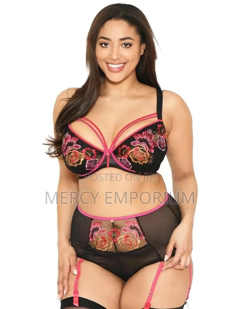Black Bra, Non Padded Bra Size 30DD