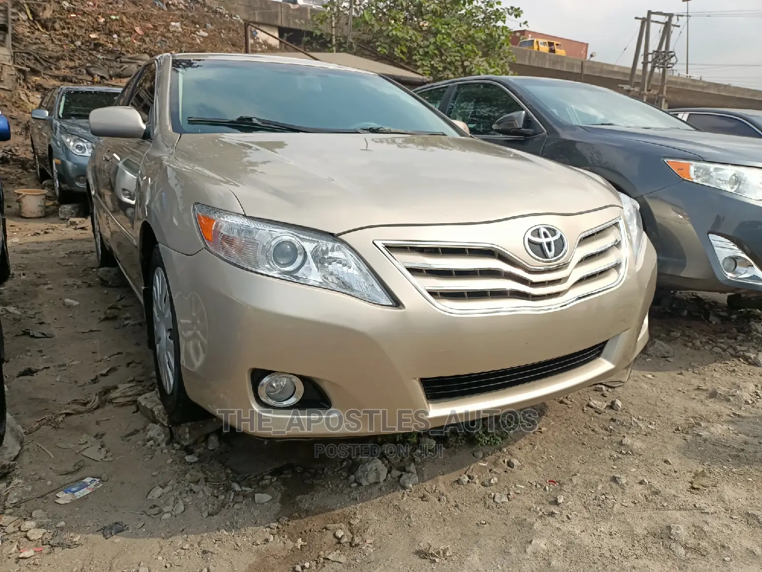 Toyota Camry 2009 Gold
