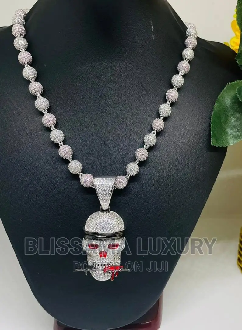 Luxury Iced Out Chain and Pendant