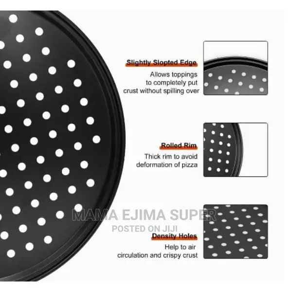 Set of 2 Pizza Pan With Holes and Pizza Cutter