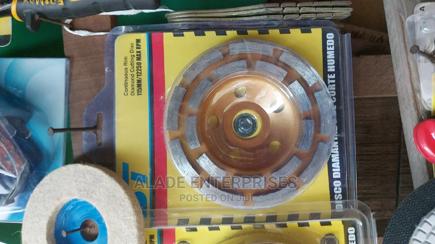 Diamond Cup Wheel 41⁄2" Concrete Grinding Disc Heavy Duty