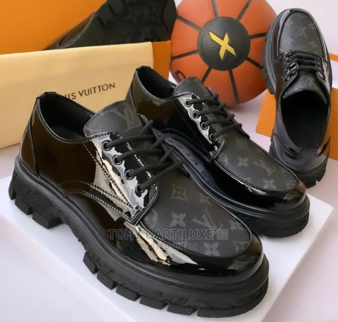 Louis Vuitton Men High Standard Double Sole Flat Shoe