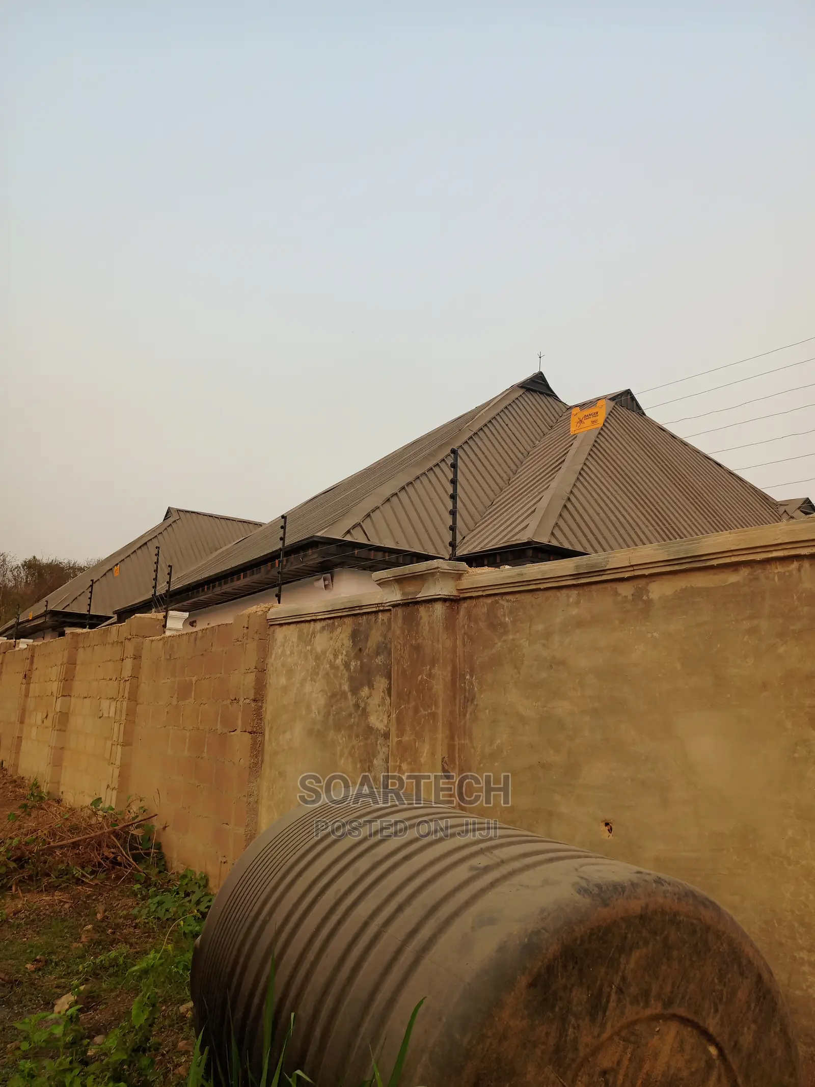 8 Lines Electric Wire Fencing