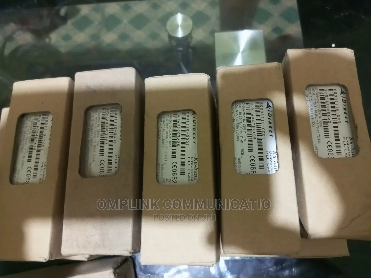 Idirect Universal Ku-Band PLL
LNB