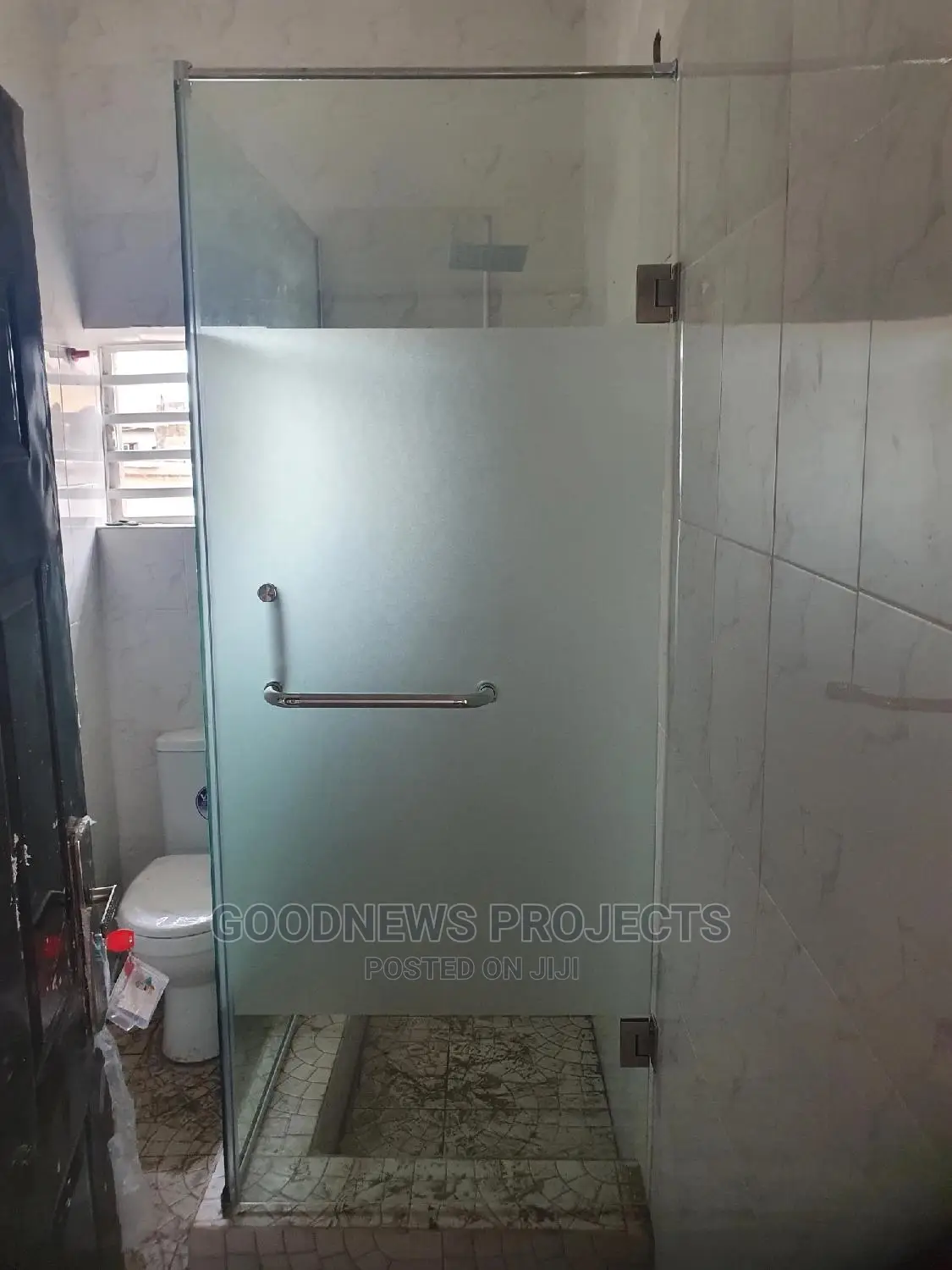 Frameless Half Frosted Cubicle Glass