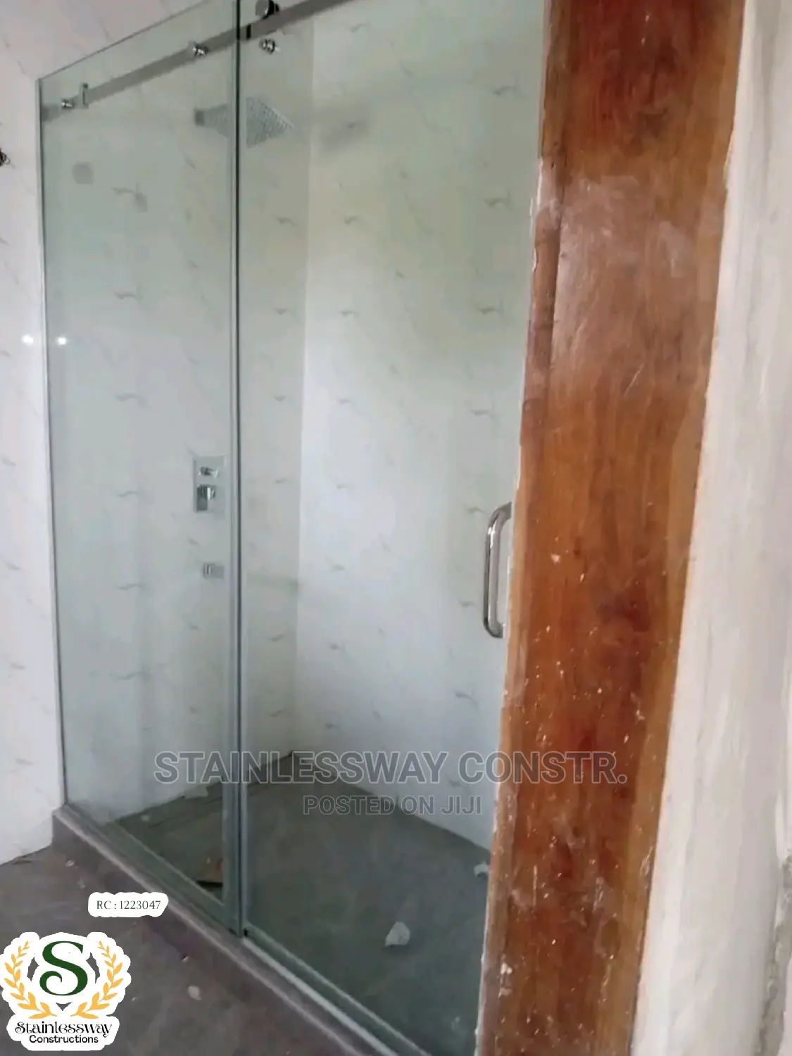Shower Cubicle Ad
