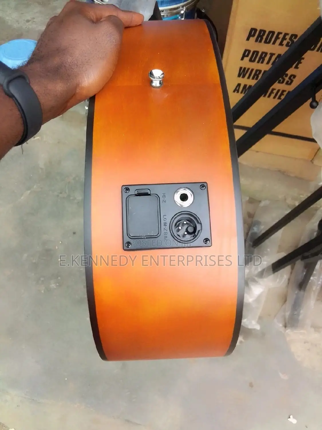 Professional Semi Acoustic Guitar With 5-Bands Eq