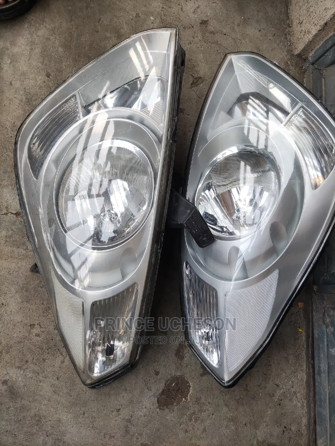 Hyundai H1 Headlight Set Belgium