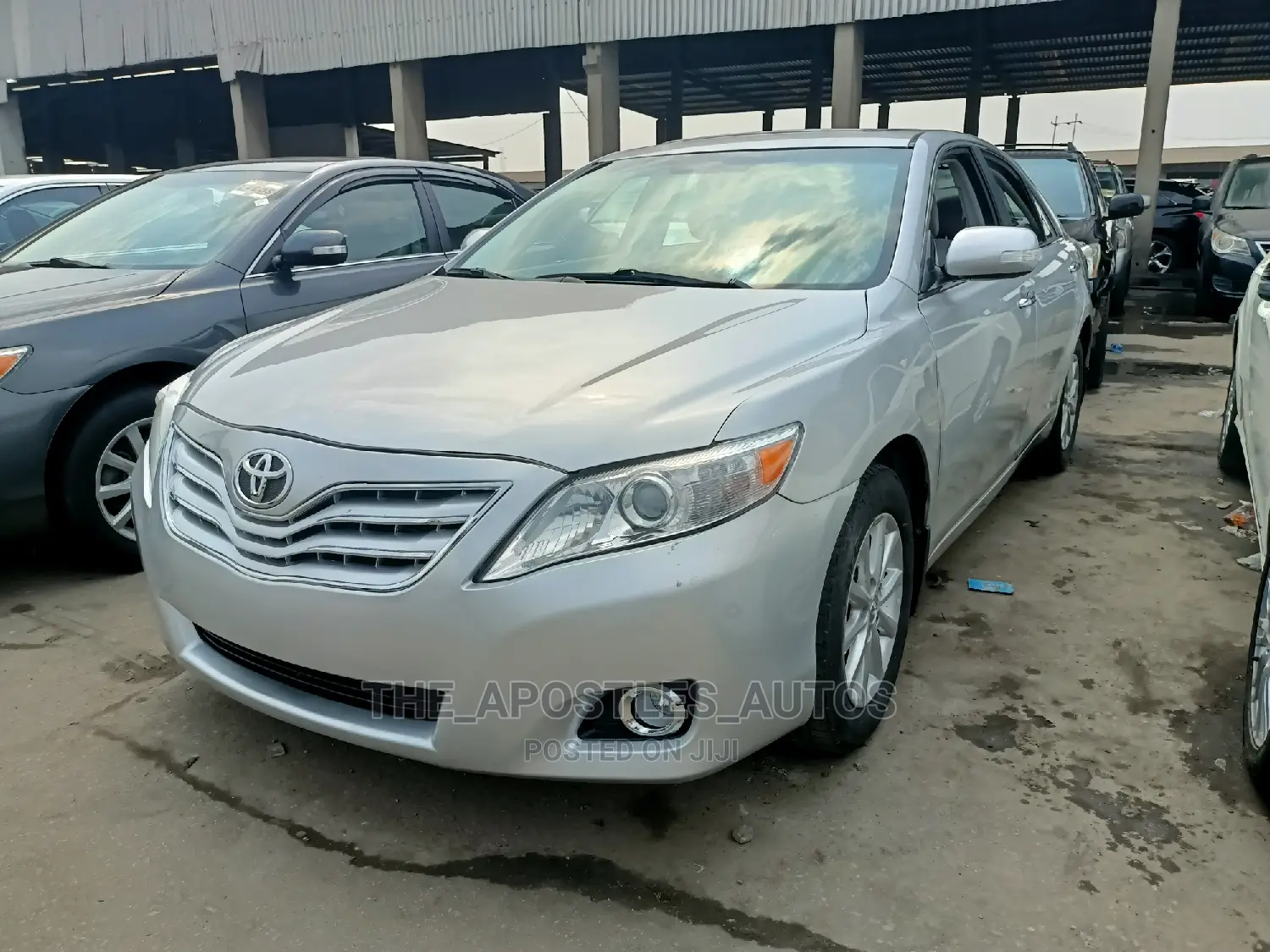 Toyota Camry 2010 Silver