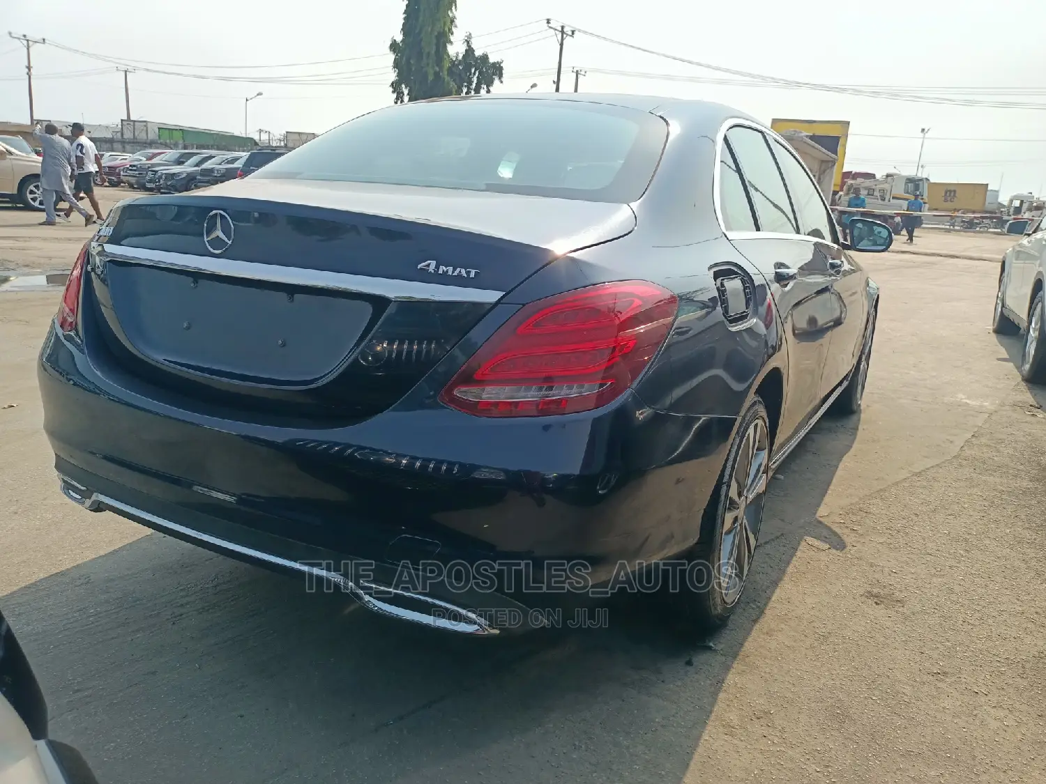 Mercedes-Benz C300 2017 Blue