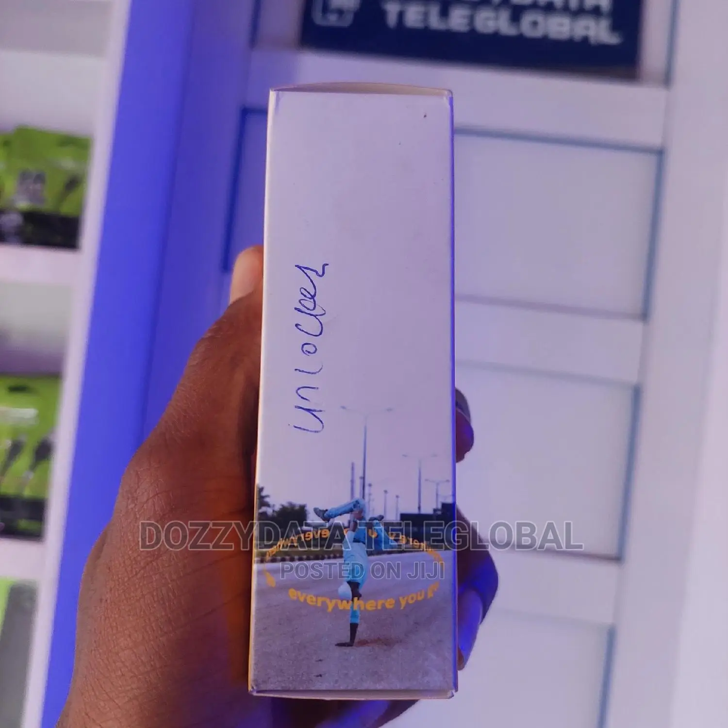 Universal Unlocked Wifi. Any Sim 4g