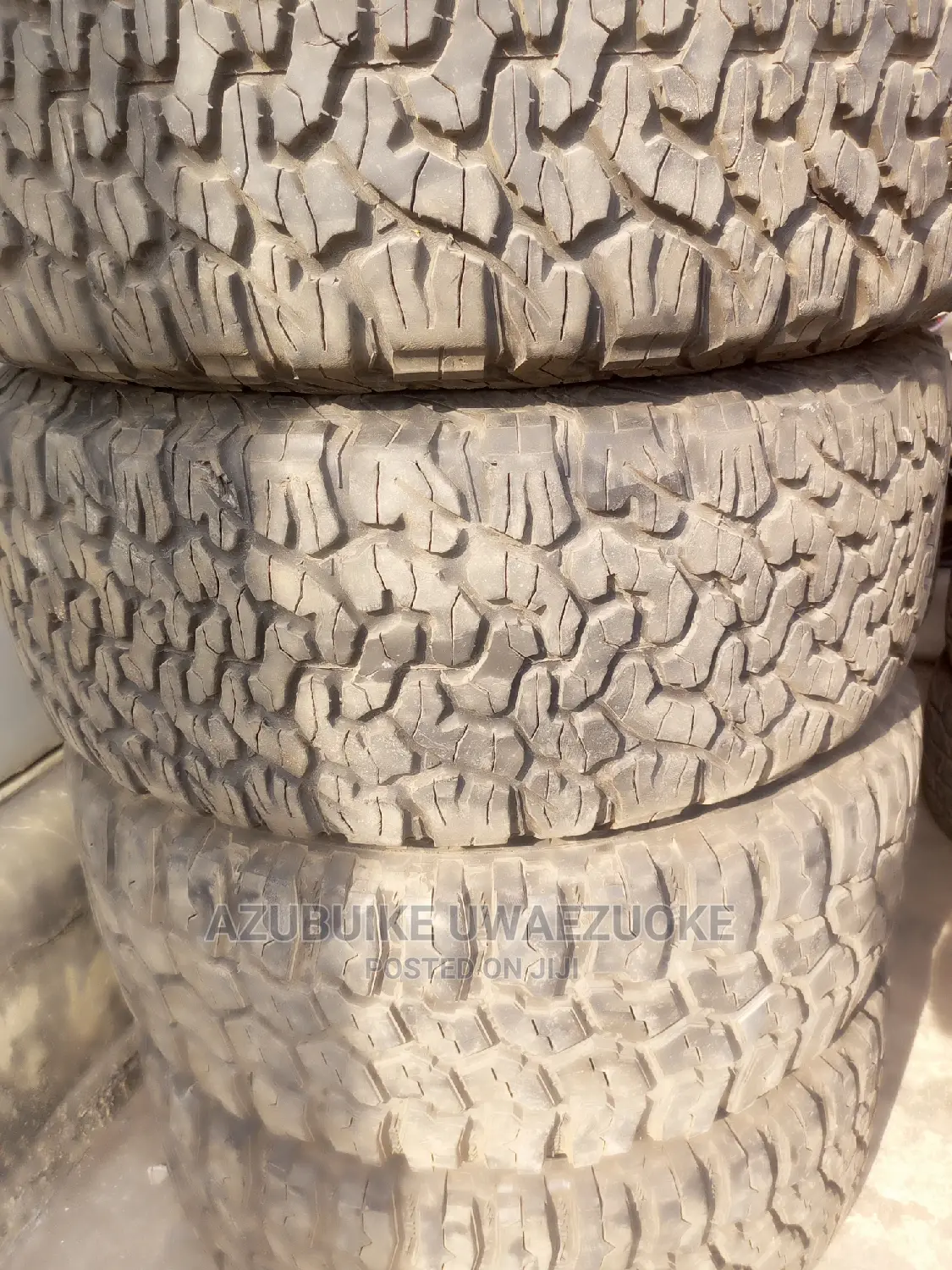 305/55/20 Tyres