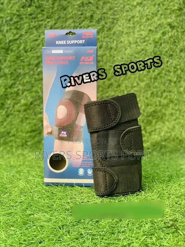 Neoprene Knee Brace / Support With Stays