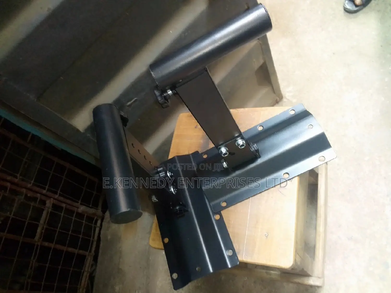 Heavy Duty Steel Wall Mount Adjustable Speaker Bracket