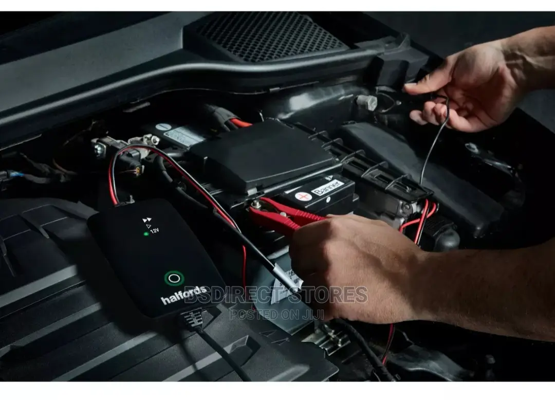 Halfords Car Battery Smart Advanced Charger for 12V 2.0L