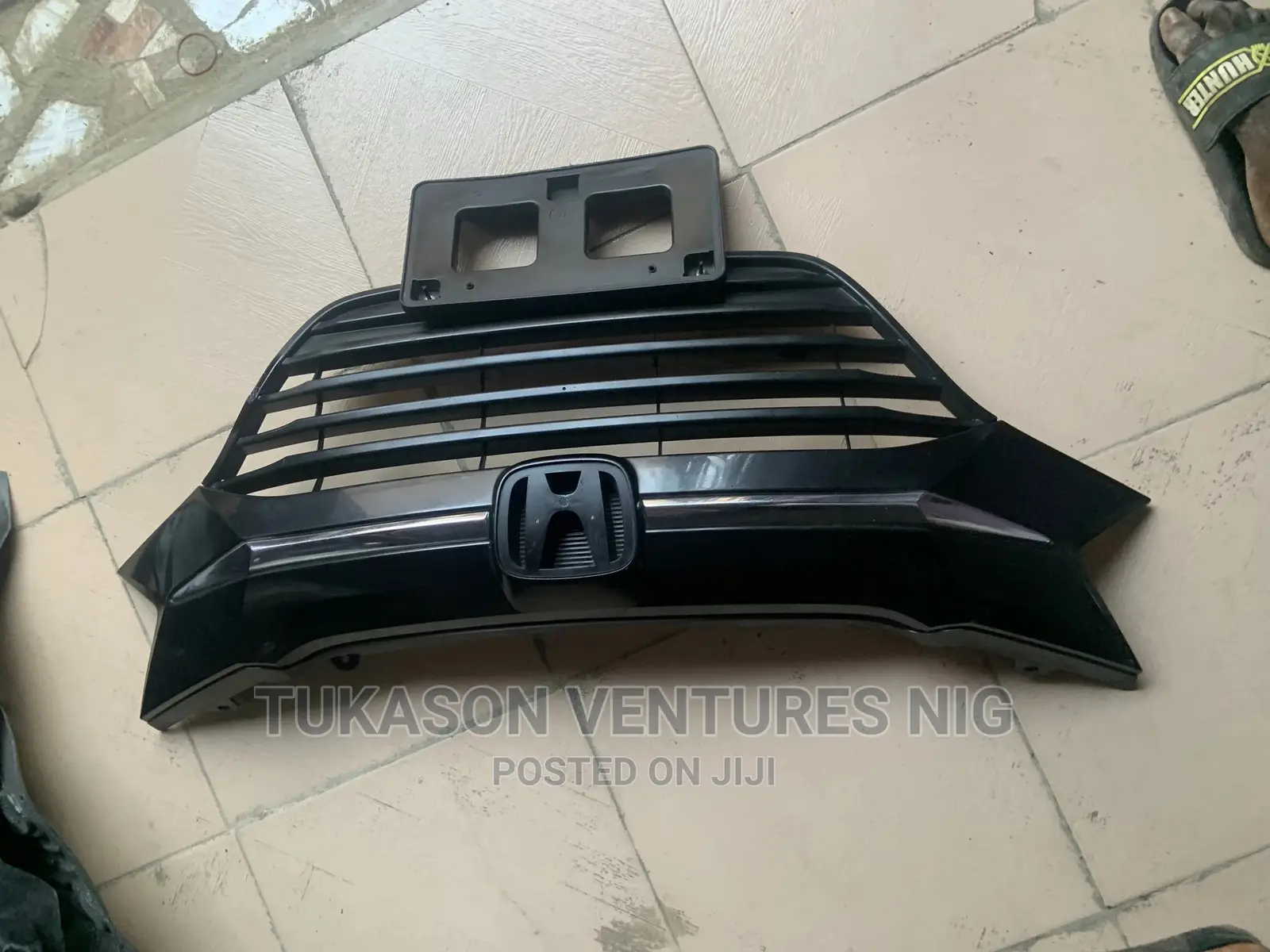 Front Grille 2017 Honda HRV