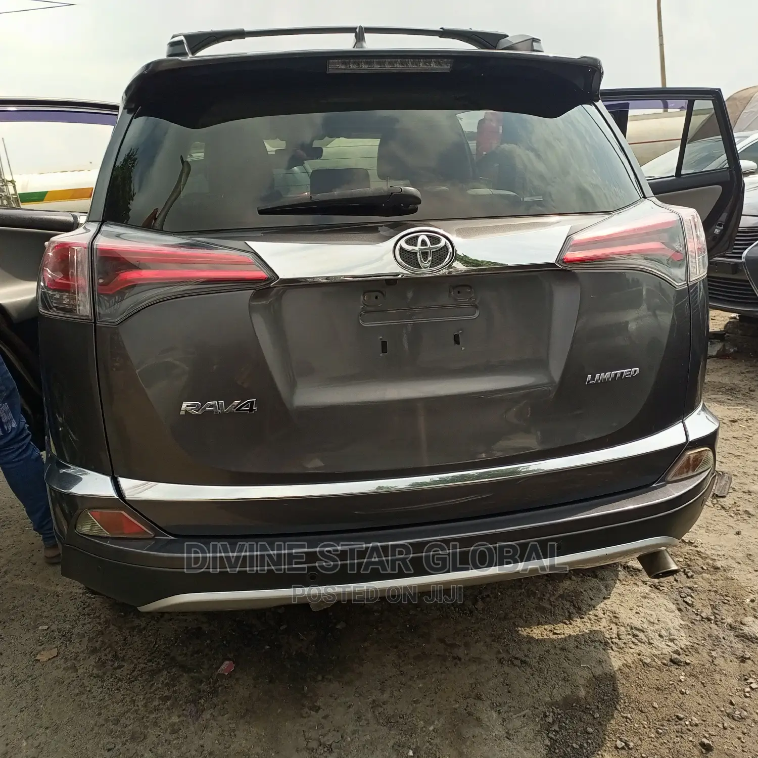 Toyota RAV4 2016 Gray