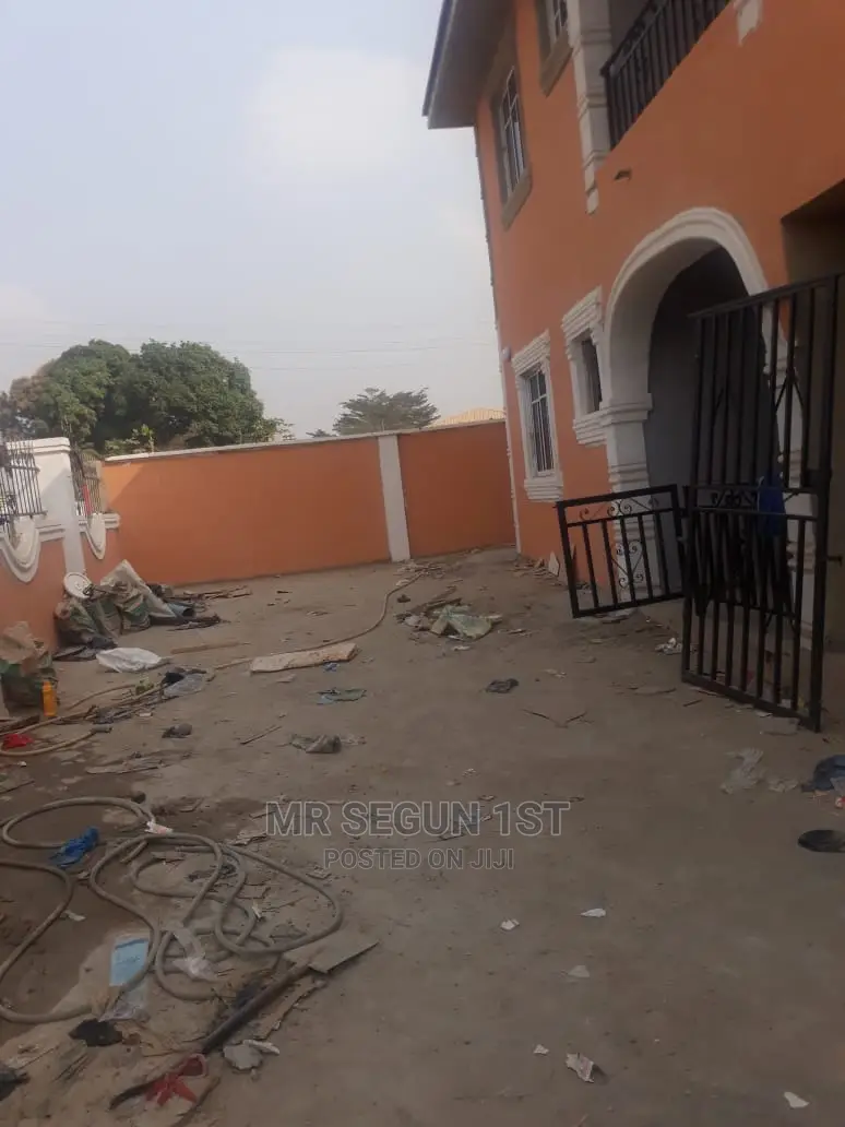 2bdrm Block of Flats in Arapaja Estate, Odo Ona for rent